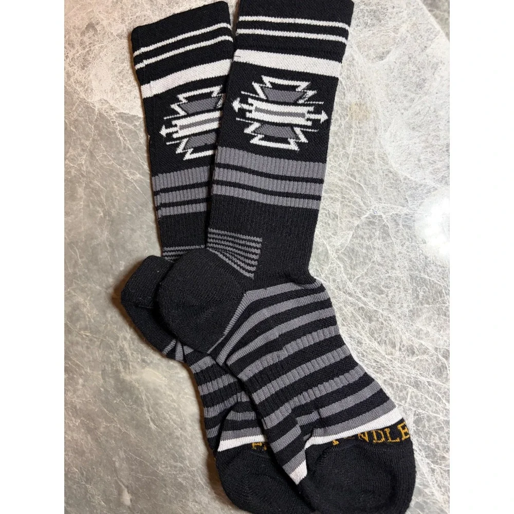 Pendleton | Westerley Crew Socks Geometric Knit | L || Black Grey|
